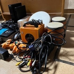 ゲーム本体、リモコンの画像
