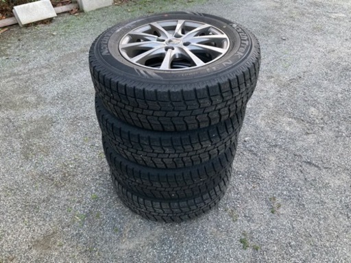 ノート　スタッドレスタイヤ　185/70R14 4本【値下げしました】