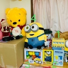 ぬいぐるみ在庫整理中の画像