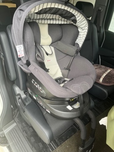 AILBEBE KURUTTO BF910 チャイルドシート　5iプレミアム