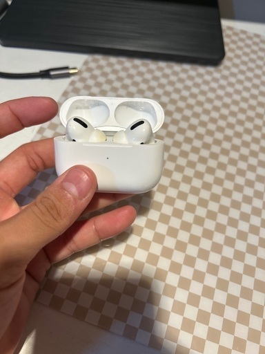 AirPods Pro 3年くらい使用しました