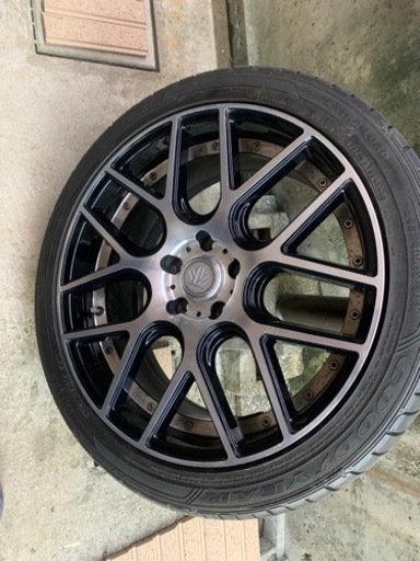ホイール　４本セット　19インチ　PCD114.3x5穴　オフセット45