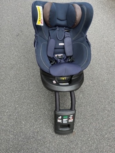 エールべべチャイルドシートisofix