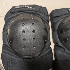 ニーパッド、エルボパッド　セットの画像