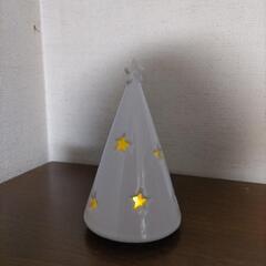 【感謝‼️お引取先決定】ツリー型オブジェ(灯り付き)の画像