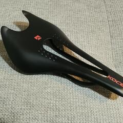 【再値下げ❗】超軽量カーボンサドル【新品未使用】