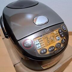 決まりました　炊飯器　NP-VI10　中古