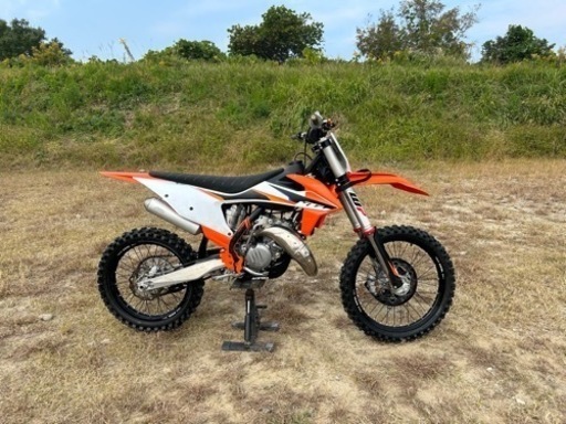 値下げ！高年式走行少2021年式 KTM 125sx モトクロス　オフロード
