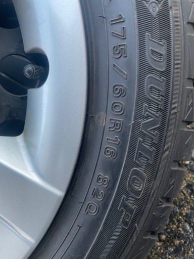 175/60R16ダンロップ　スタッドレス　スチールホイル