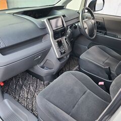 ボクシィ　ＸＬエディション　Ｈ１９　車検6/11　走行138000ｋ　左側パワースライド　社外メモリーナビ＆フルセグＴＶ　ＥＴＣ　15ＡＷ　キセノン　8人乗の画像