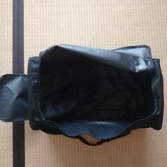 シューズ収納付き ボストンバッグの画像