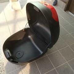 リアボックスの画像