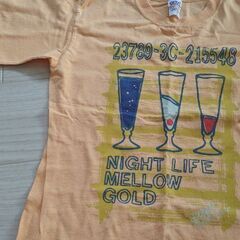 取引中　半袖Ｔシャツの画像