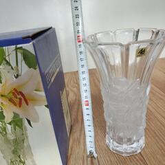 あげます　ガラス花瓶　(お約束11月12日までに)