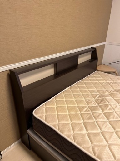 ニトリ⌇ダブルベッドフレーム⌇使って下さる方を探しています！