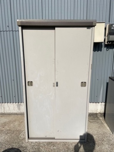 ヨド物置 倉庫 収納 道具入れ 中古品