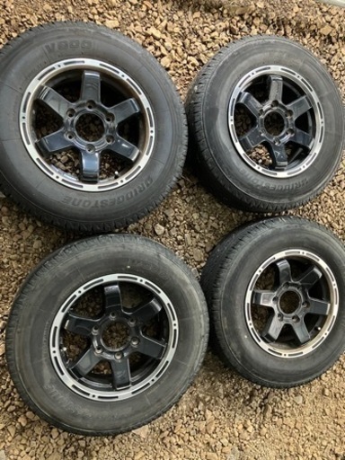 NV350タイヤホイールセット15インチ