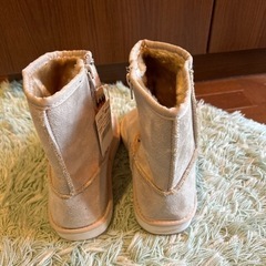 お値下げ500円
キッズブーツの画像