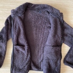 UNIQLO ボアフリースジャケット140の画像