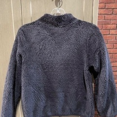 UNIQLO ボアフリースジャケット140の画像