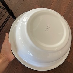ホーロー洗面器の画像