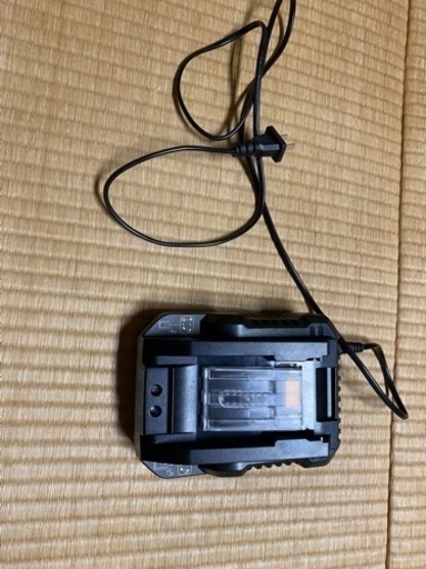 マキタ互換バッテリー用充電器【未使用】