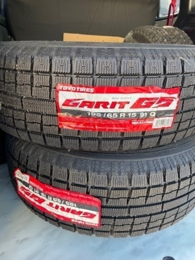 スタッドレスタイヤ4本新品