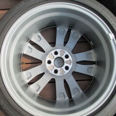 【価格相談可】新車外し　カローラツーリング　WXB　純正ブリジストンタイヤ・ホイールセット　4本の画像