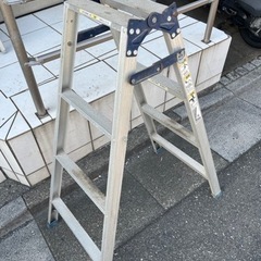 脚立　ハシゴ高さ110㎝の画像