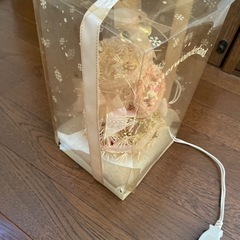 ハローキティ　ピンク色のクリスマスツリー　ケース割れの画像