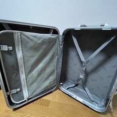 【決定致しました】キャリーケース(赤・Lサイズ)の画像