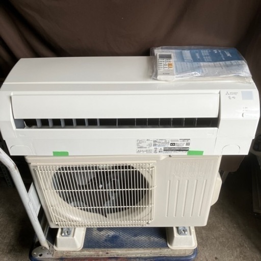 佐賀中古エアコン三菱2022年2.2KW 129番取付込