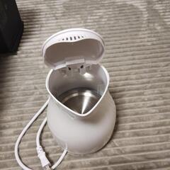 電気ケトルの画像