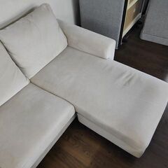 カウチ型モケット生地張りソファー　ベージュ色『中古美品』の画像