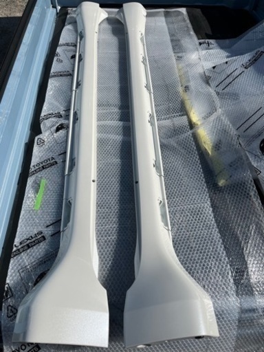 プラド150系前期　純正サイドステップ　未使用品