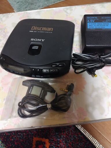 SONY  Discman　D-135　ブラック