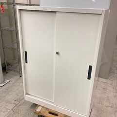 中古　美品　オカムラ　ビラージュ　引き違い書庫　3段　スチール書...