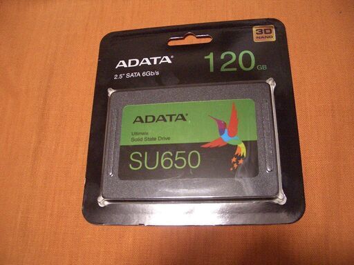 SSD 120GB ADATA  ASU650SS-120GT-R  を 1,300円 で譲ります