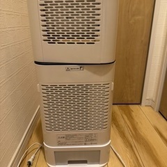 アイリスオーヤマ　除湿機能付　サーキュレーターの画像