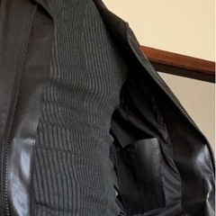 値下げしました！EMPORIO ARMANI レザージャケット　ブルゾン　ブラック　Lサイズの画像