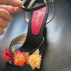 美品になります^ - ^銀座かねまつ　厚底サンダル　24.5cmの画像