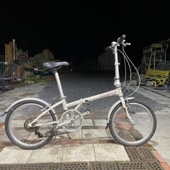 【Ｙ1268】折り畳み　DAHON 20インチ　後タイヤ新品　2...