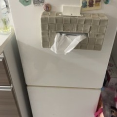冷蔵庫　白