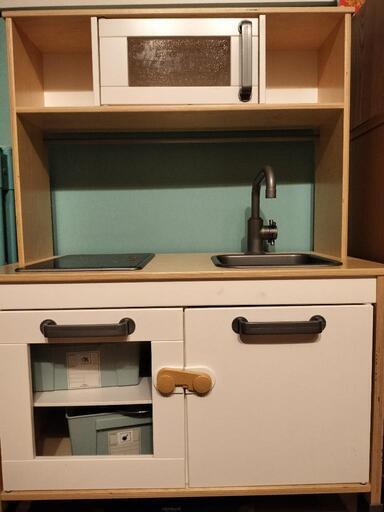 【美品】IKEA おままごとキッチン（おまけ付）