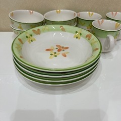 食器セット　の画像