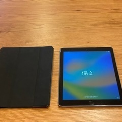 iPad  WIFI 128GB A1822 おまけつきの画像