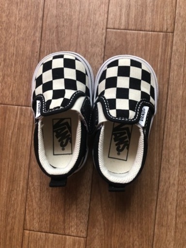 VANS スリッポン　キッズ　ブラックホワイト　チェック