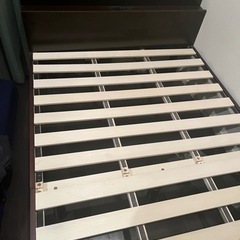 ニトリ　セミダブル　ベッドフレームの画像