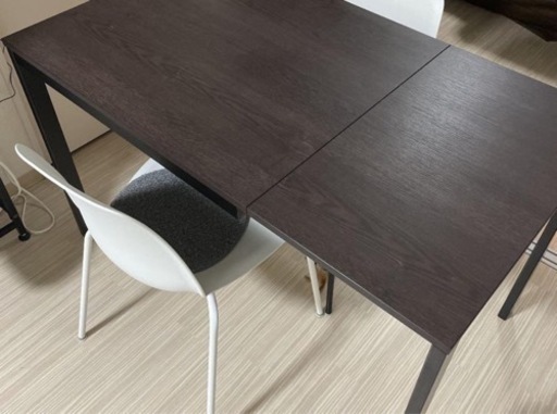 IKEA ヴァングスタ 伸長式テーブル　120cm