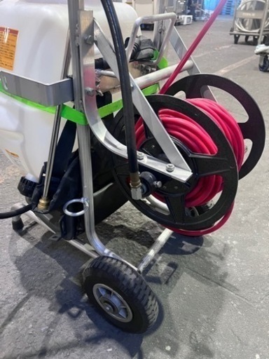 【超美品】移動台車付！ハイガー エンジン式 噴霧器 4スト 背負い式 25L ワンオフ台車